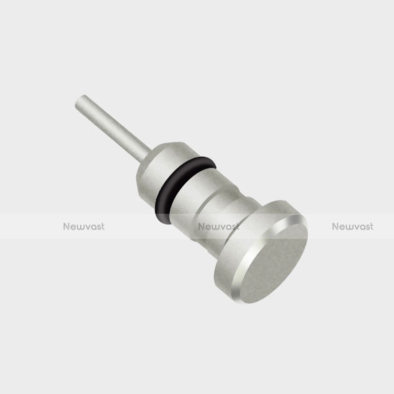 3.5mm Anti Dust Cap Earphone Jack Plug Cover Protector Plugy Stopper Universal D04 Silver