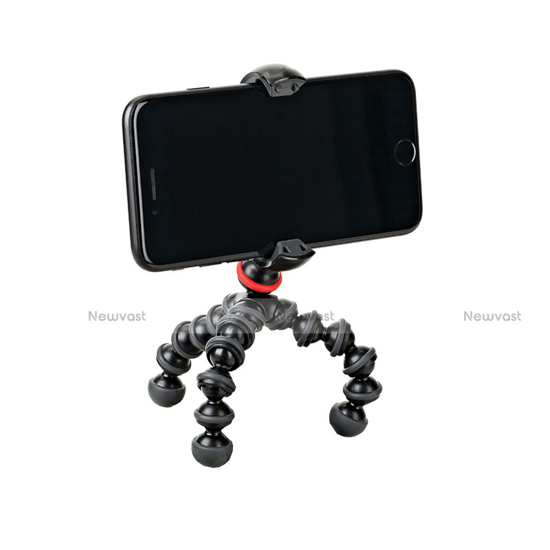 Extendable Folding Handheld Selfie Stick Tripod Bluetooth Remote Shutter Universal T04 Black