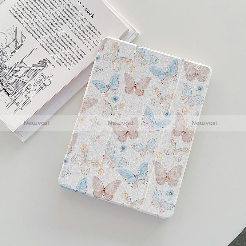 Leather Case Stands Fashionable Pattern Flip Cover Holder XH2 for Apple iPad 10.2 (2020) White