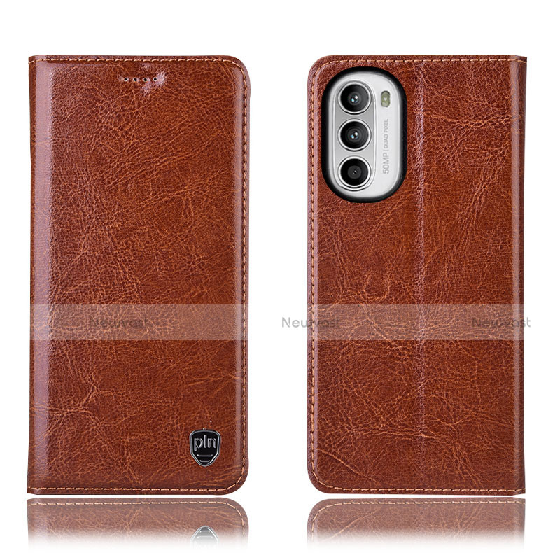 Leather Case Stands Flip Cover Holder H04P for Motorola Moto G82 5G Light Brown