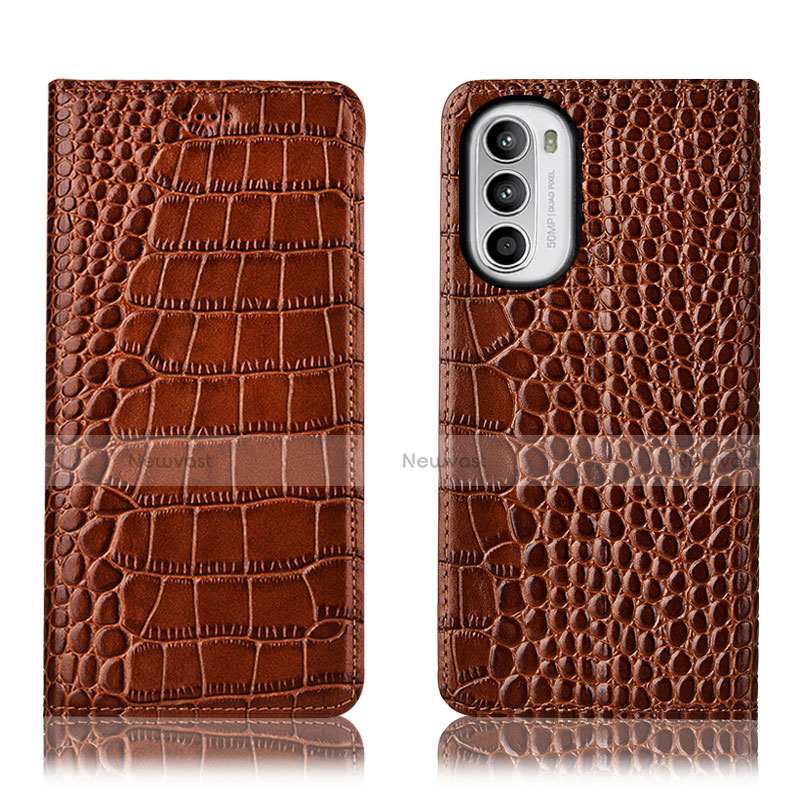 Leather Case Stands Flip Cover Holder H08P for Motorola Moto G71s 5G Light Brown
