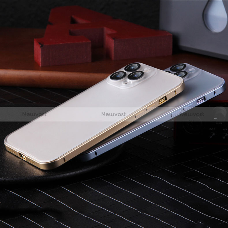 Luxury Metal Frame and Plastic Back Cover Case LF2 for Apple iPhone 15 Pro