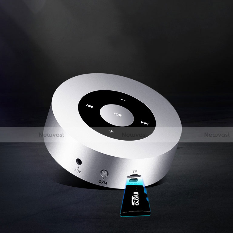 Mini Wireless Bluetooth Speaker Portable Stereo Super Bass Loudspeaker S07 Silver