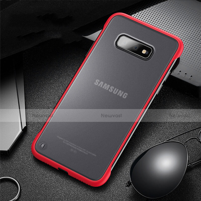 Silicone Matte Finish and Plastic Back Cover Case R01 for Samsung Galaxy S10e Red