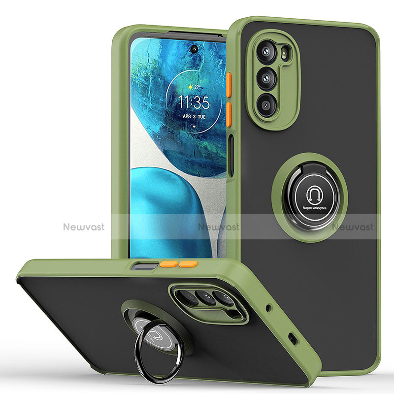 Silicone Matte Finish and Plastic Back Cover Case with Magnetic Finger Ring Stand S04 for Motorola MOTO G52 Green