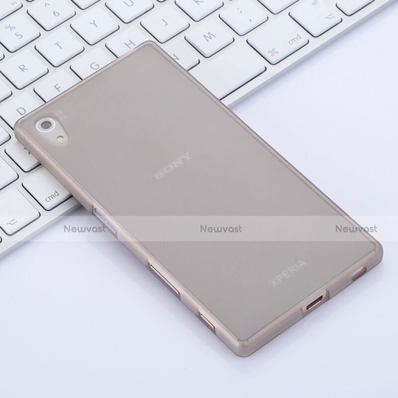 Soft Silicone Gel Matte Finish Case for Sony Xperia Z5 Gold