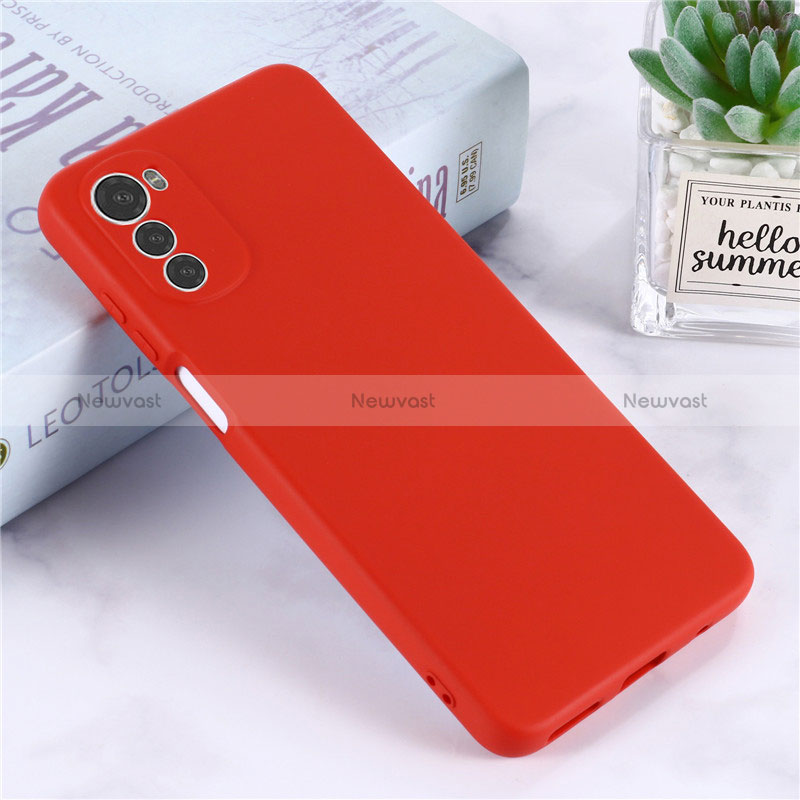 Ultra-thin Silicone Gel Soft Case 360 Degrees Cover for Motorola Moto E32 Red
