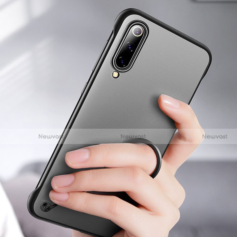 Ultra-thin Transparent Matte Finish Case U01 for Xiaomi Mi 9 Pro