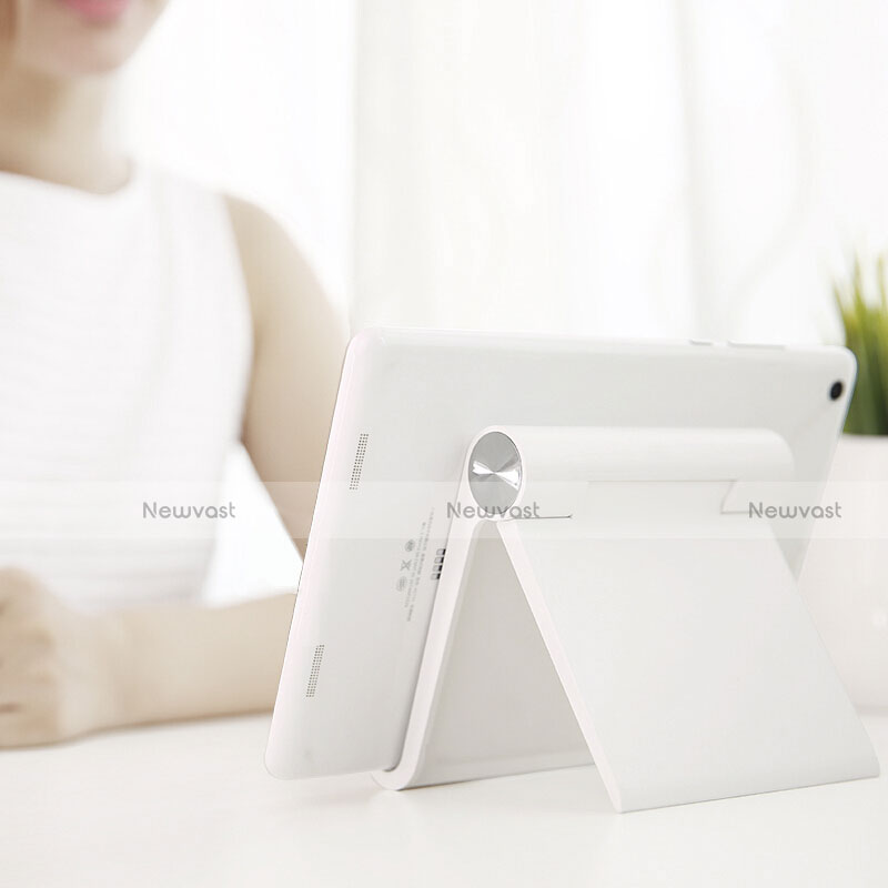 Universal Tablet Stand Mount Holder T28 for Apple iPad 3 White
